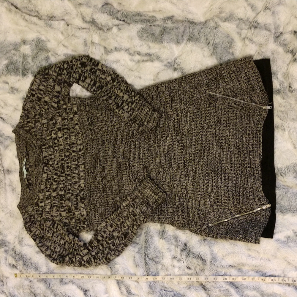 Long sleeve sweater dress grey black size medium